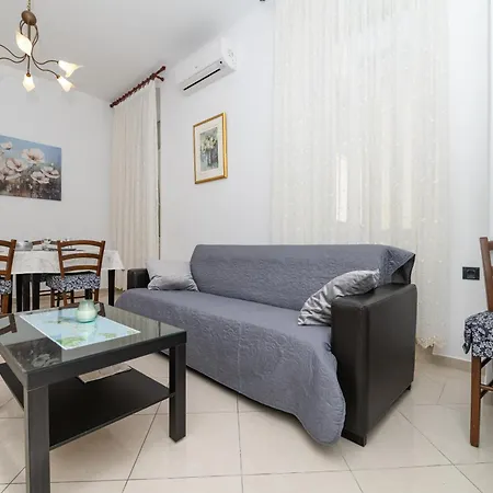 Aparment Kod Kule Appartement Cres Buitenkant foto