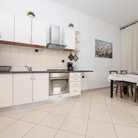 Aparment Kod Kule Appartement Cres Buitenkant foto