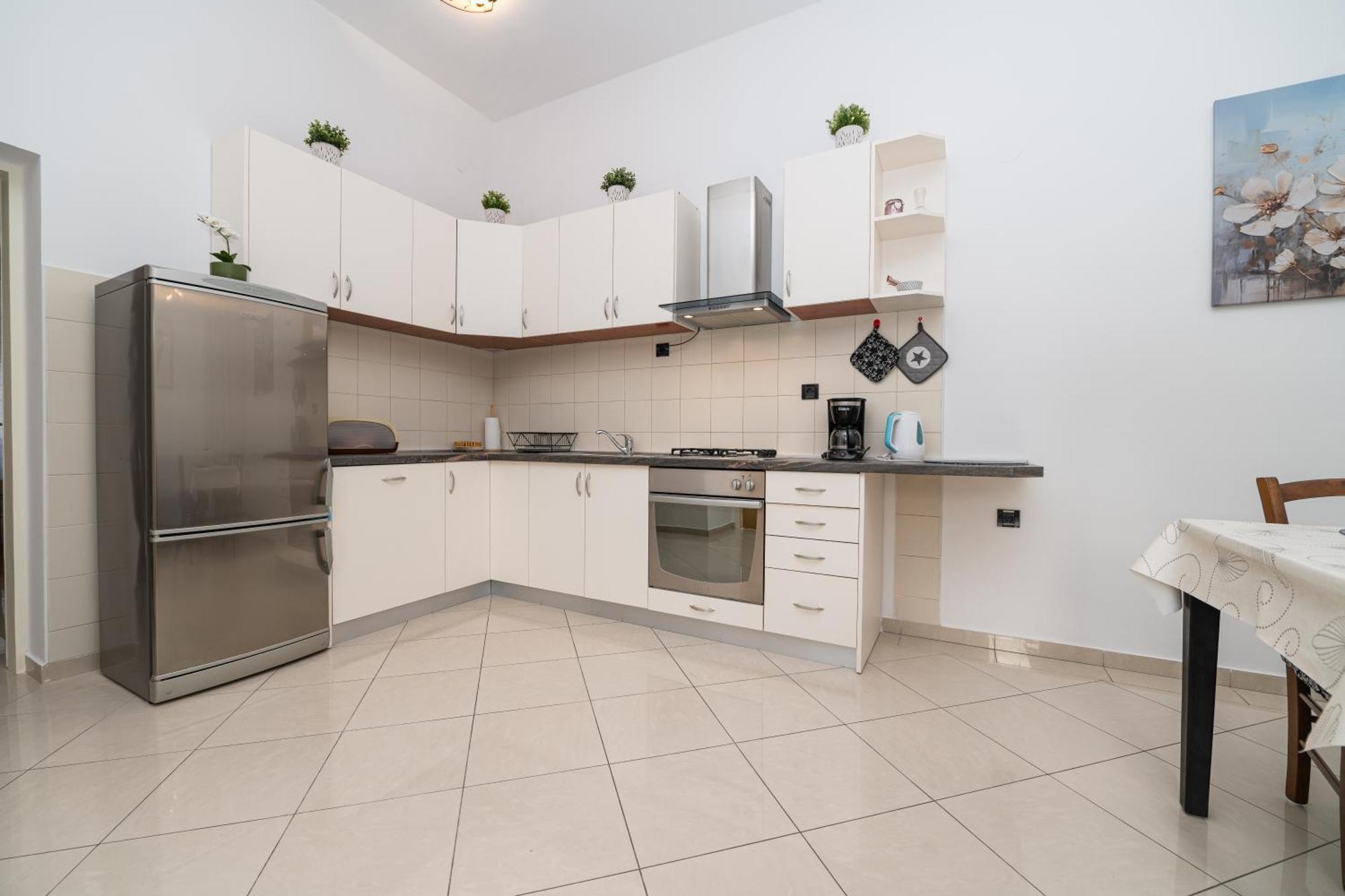 Aparment Kod Kule Apartmán